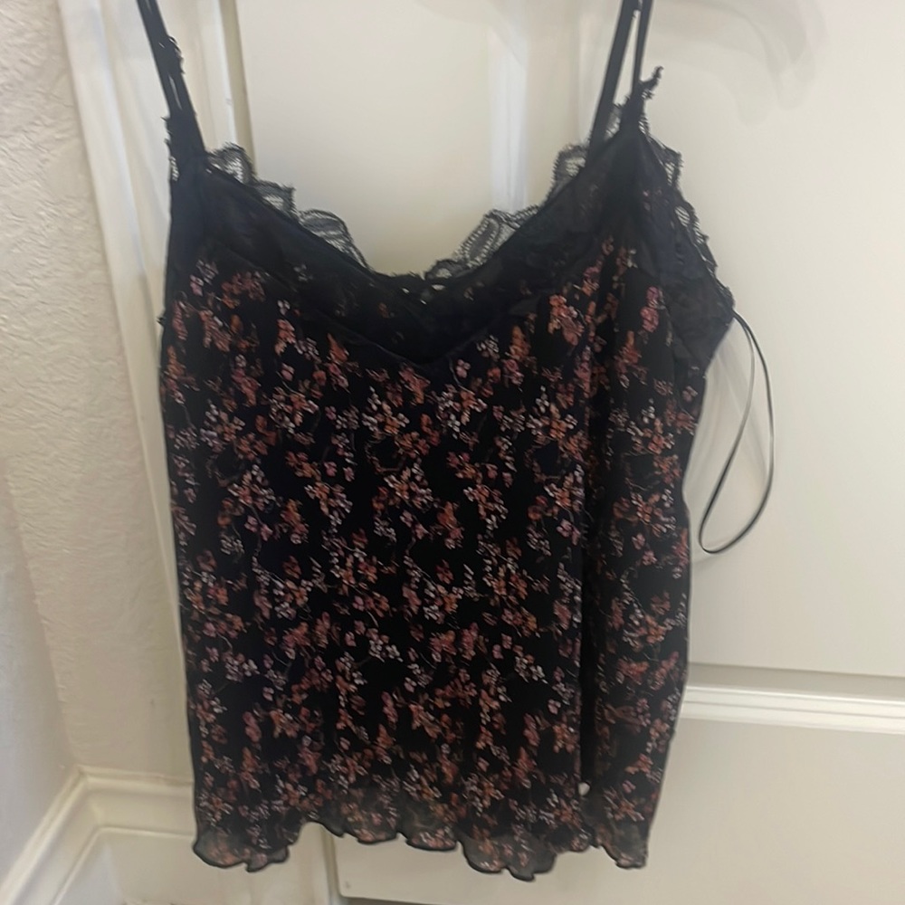 Everleigh gorgeous black background, floral tank from nordstrom rack with lace